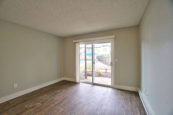 $1,099 / 406ft2 - Gresham OR, Pet Friendly Community, Studio 1ba (193 SW Eastman Pkwy #62, Gresham, OR)63820909448065124