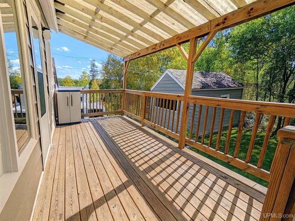 $137,500 2 BR, 1.5 BA Home in quiet neighborhood MLS 50191459 (Iron River)64151610751234122