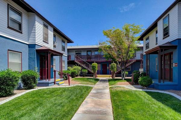 $875 / 1br - 536ft2 - Public Transportation, 1/BD, in Las Vegas NV (217 S Maryland Pkwy, Las Vegas, NV)63859501308675124