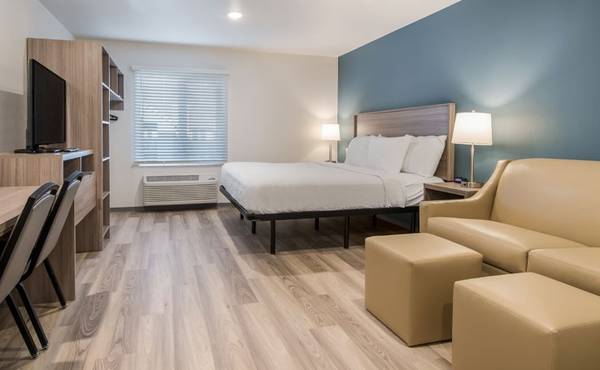 $1,904 / 1br - Tour Today, Settle In Right Away - No Lease, No Deposit Required! (200 NE 104th Ave, Vancouver, WA)63831608683265122