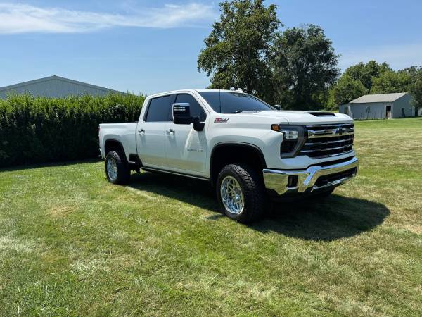 2024 Chevrolet Silverado 3500HD LTZ