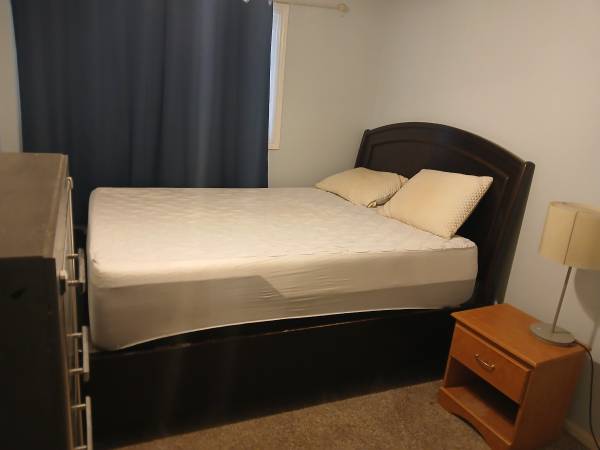 $800 / 1br - Furnished 1 Bedroom Lower Apt $800 (Maple Grove)64003959316097124