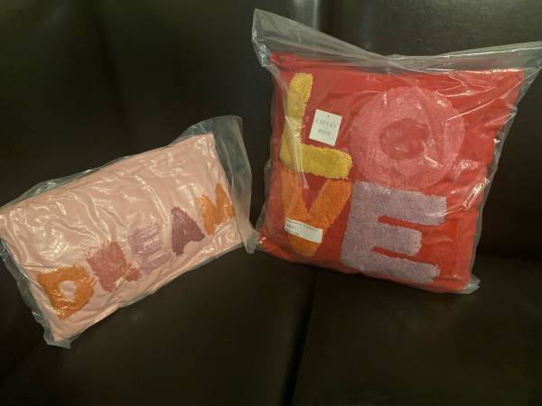 NEW throw pillows still in bags. 1