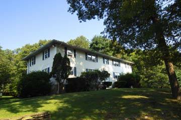 $1,759 / 2br - 650ft2 - FOXBORO No fumar, A/C y Agua caliente. Cerca de autopistas y tiendas (Foxboro)63839291922817120