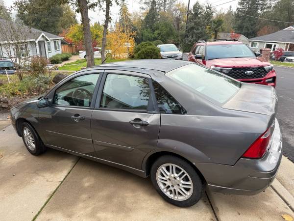 Ford Focus SE 2007 1