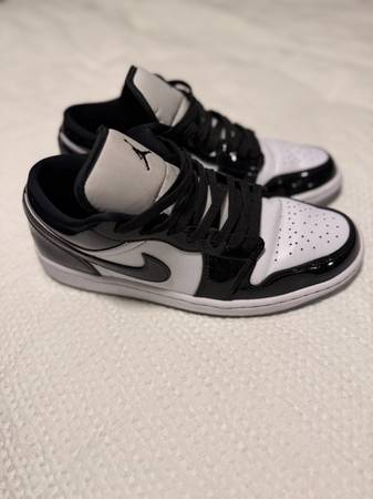 Jordan 1 Retro size 9 1