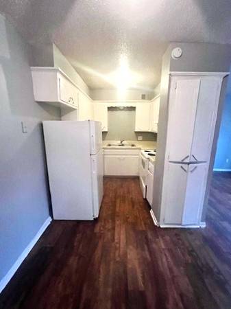 $870 / 2br - 850ft2 - Park Mac Arthur: Su hogar en el corazón de todo. (Warr Acres)63670503348225124