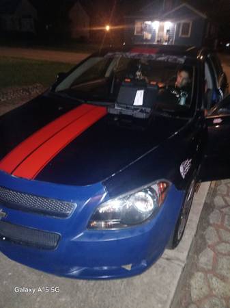 Coche en venta - $2.500 (New Albany)63621800072961124