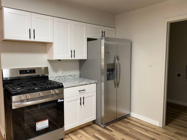 $1,800 / 3br - 1303ft2 - $1800/ 3 BDR 1 Bath House for rent, fully fenced yard (Jerome) (Jerome)63904465067394121