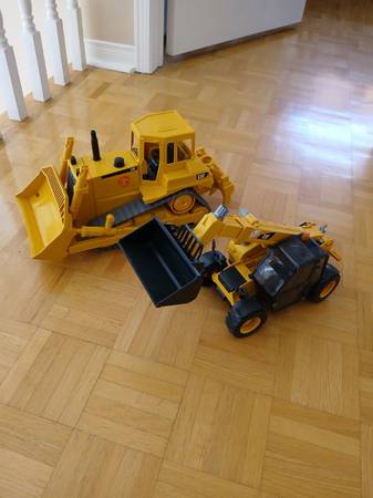 2- 1:16  scale -Bruder  Caterpillar Bulldozer toys made Germany 1