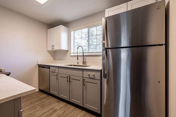 $1,529 / 1br - 674ft2 - Fitness Center, Must See, Sport Courts, Indoor Pool (North End Tacoma)63400160821635121