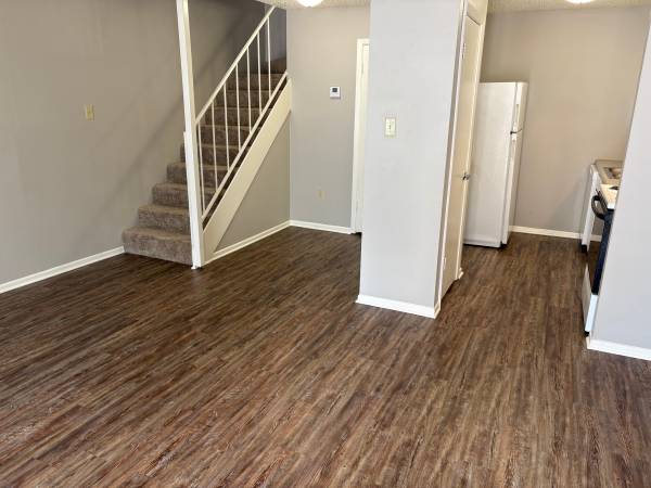 $984 / 1br - WE LOVE PETS! COME TOUR, LEASE, & MOVE IN TODAY! (Baton Rouge)63902942382338121