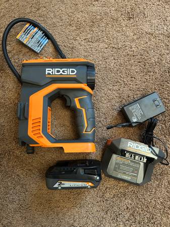 Rigid Battery Digital Inflator 1