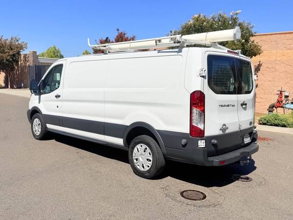 2015 Ford Transit 250 - Photo 7