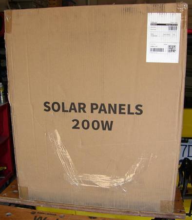 Omnibar Foldable 200W Solar Panel 1