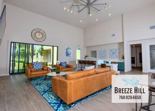 $2,595 / 1br - Spacious One Bedroom - Stainless Appliances - In-Home Washer & Dryer (Vista)63847865599107120