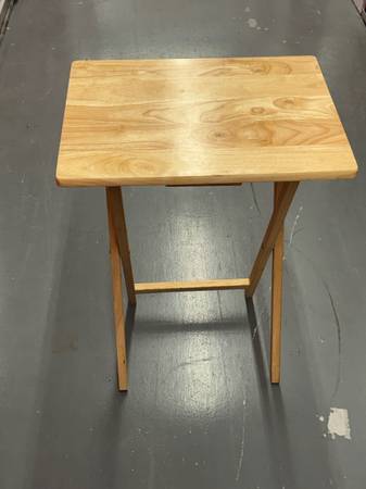 Mainstays Rubberwood Folding TV Tray Table, Natural 1