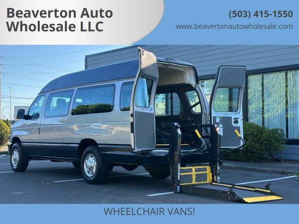 2011 Ford E250 Econoline Wheelchair Van - 1-OWNER / ONLY 49K MILES ! 1