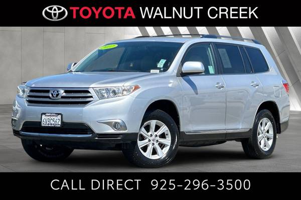 2012 Toyota Highlander Base - $12,900 (ToyotaWalnutCreek.com, CA)63483195212035121
