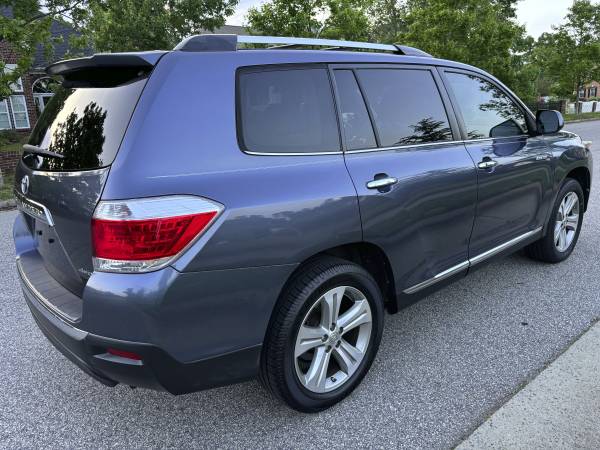 2012 Toyota Highlander Limited AWD, título limpio, asientos de tercera fila, OFERTA - $12,800 (Charlotte NC)63613472926979122