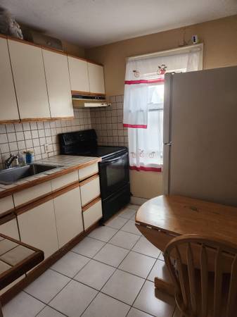 $250 / 1br - Furnished room in St Albans for rent (Saint Albans)64033290893697121