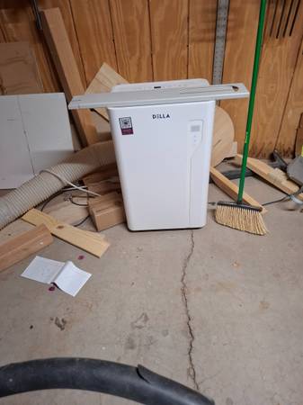 Della Portable aA/C 1