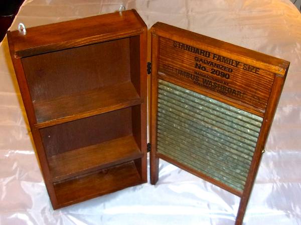Columbus Washboard Co. Sunnyland Antique Hanging Cabinet 1