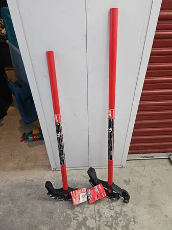 Milwaukee high contrast marking 1