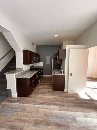 $3,800 / 2br - Renovated South End 2 Bed For $3,800 AVAIL NOW (South End)64167983341697120