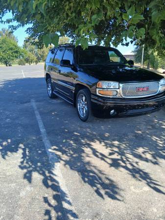 Gmc yukon Denali - $5,900 (milpitas)63624193165057124