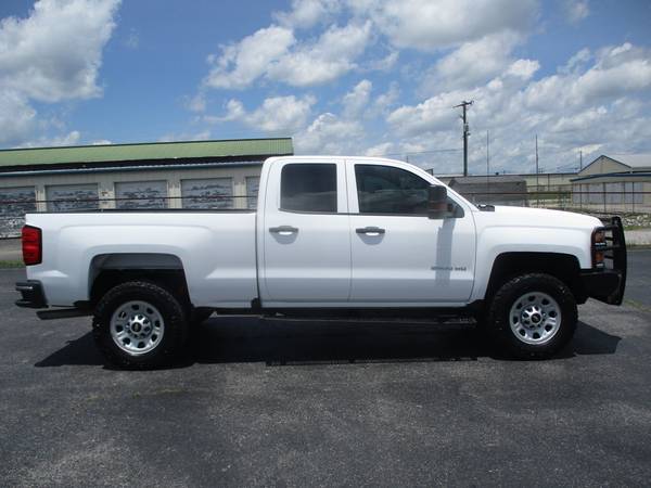 2017 Chevrolet Silverado 2500HD Double Cab 4wd Back Up Camera - $23,900 (Mid TN)63624936104323122