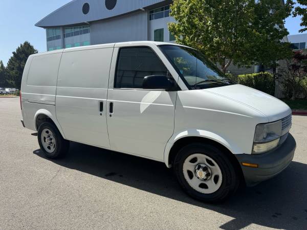 Furgoneta Chervolet Astro Cargo 2004 - $7,500 (Daly City)636138816558091217