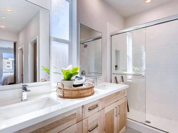 $3,883 / 2br - 1235ft2 - Área de barbacoa/pícnic, Espacios recreativos, Ventanas amplias63865590733315123