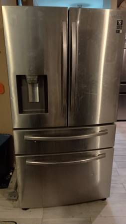 Refrigerator 1