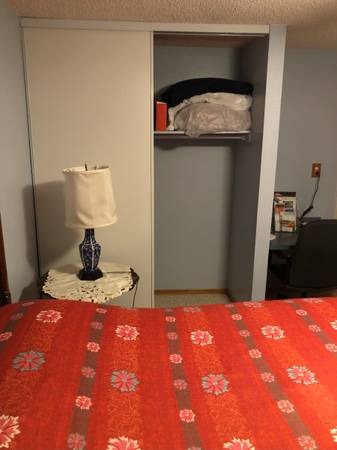 $975 / 1br - Furnished Room Available in a Quiet Home (hercules, pinole, san pablo, el sob)63880015739521123