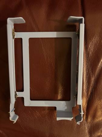 Dell 3.5" hard drive bracket 1