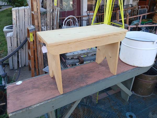 little U paint light weight raw pine bench 1