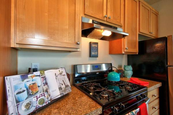$2,100 / 2br - 1589ft2 - Comunidad libre de humo, Casa club comunitaria, Aire acondicionado (Gresham, OR)63831465436417124