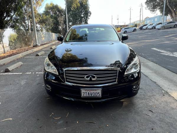 Infiniti M35H 1