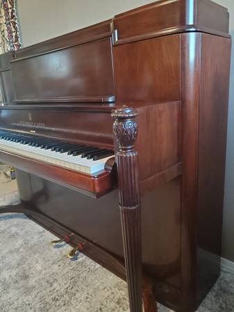 S T E I N W A Y  piano.. so BEAUTIFUL... 1