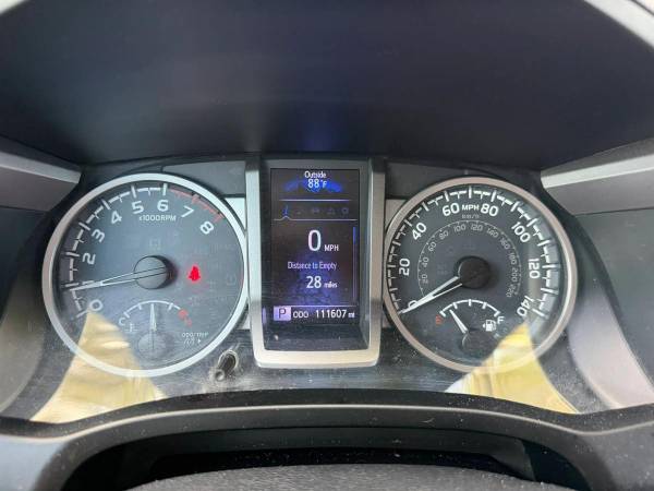 2018 Toyota Tacoma Double Cab - Photo 11