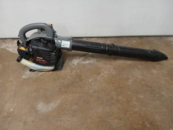 Gas Powered Blower 1