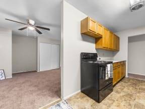 $1,050 / 3br - 1200ft2 - Lease Here if You Like Big Closets and You Cannot Lie (2040 Glass Rd NE, Cedar Rapids, IA)63863567064065124