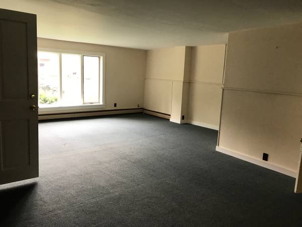 $1,800 / 2br - 1800ft2 - Apartamento de dos dormitorios (Hyde Park)63969738002819124