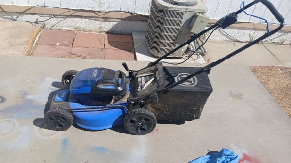 KOBALT 40V LAWNMOWER 1