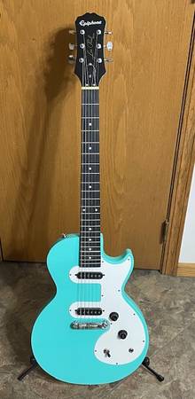 Electric guitars, amps stereos & speakers 1