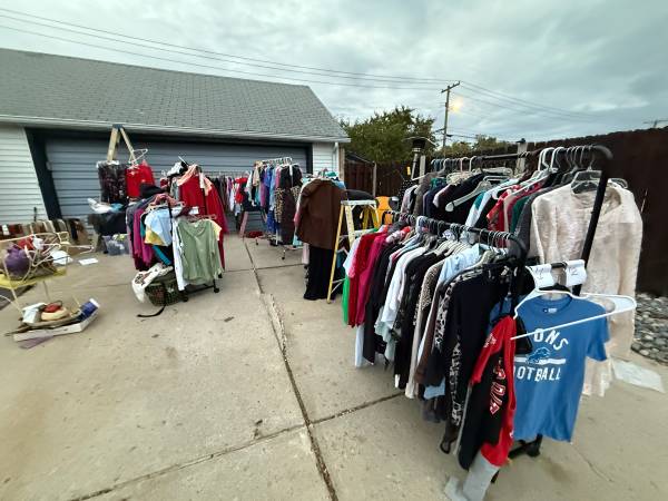 Yard sale photo
