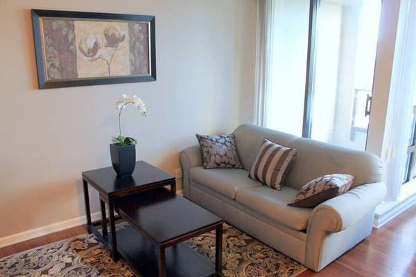 Bright Modern Furnished Studio Condo Downtown Vancouver #844 3