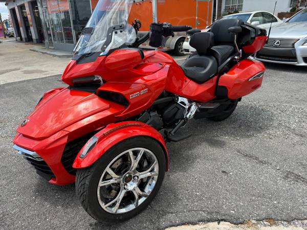 2020 Can-Am Spyder F3 Limited - $15,200 (Knoxville)63625152281219126