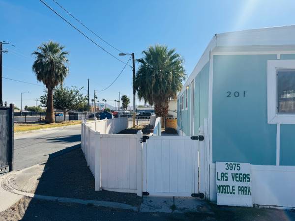 $1,294 Affordable Rent-to-Own Home! Cozy mobile home: Act now (3975 Lake Mead Blvd. Las Vegas, NV)63907027368579120